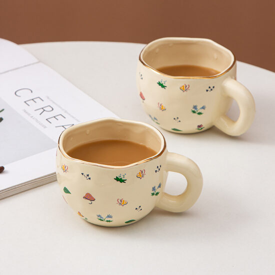 Cute Heart-Shaped Ceramic Coffee Mug for Couples and Office Use