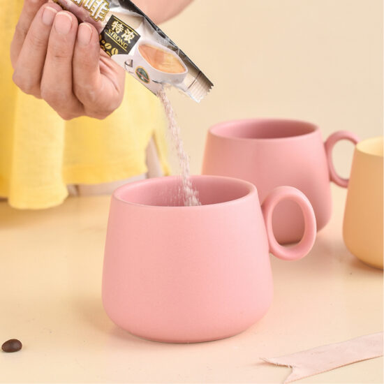 Modern Ceramic Coffee Mug for Women – Office and Breakfast Use