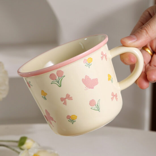Tulip Ceramic Mug with Lid and Spoon – Cute Floral Cup for Office or Student Use