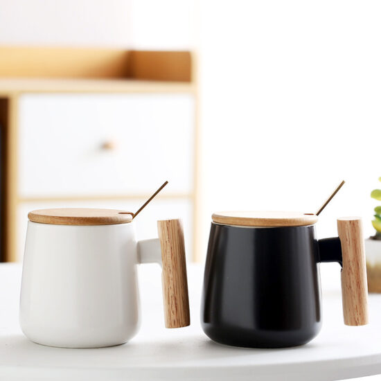 Custom logo ceramic mug with wooden handle and lid for business gifts