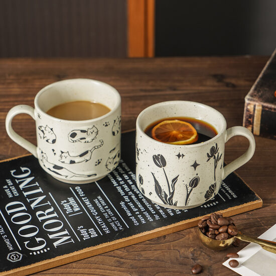 Vintage Ceramic Coffee Mug with Lid – Couple Gift Cup for Office or Home