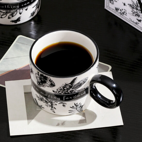 Vintage INS Aesthetic Ceramic Mug – High-End Coffee Cup Gift
