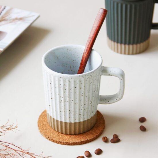 Vertical stripe ceramic coffee mug with lid and retro white speckled glaze