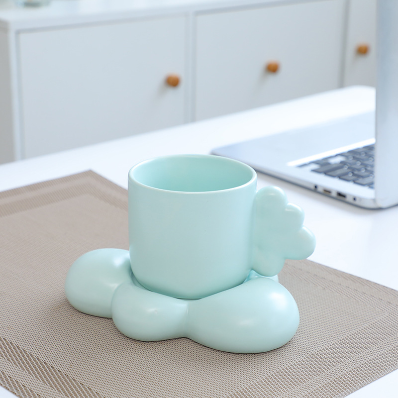 Cute Shell-Shaped Ceramic Coffee Mug and Saucer Set