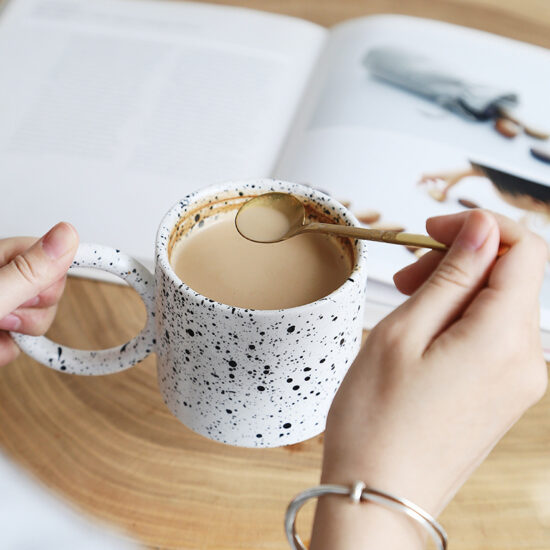 TikTok-style ink splash ceramic mug with large handle