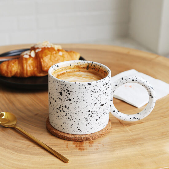 TikTok-style ink splash ceramic mug with large handle
