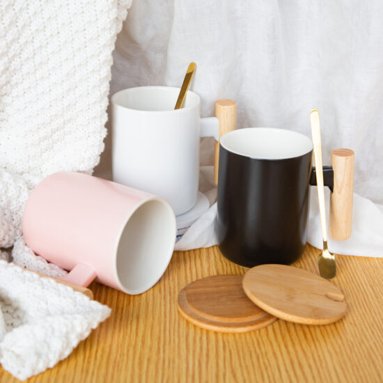 Ceramic Mug with Wooden Handle and Lid for Coffee or Tea