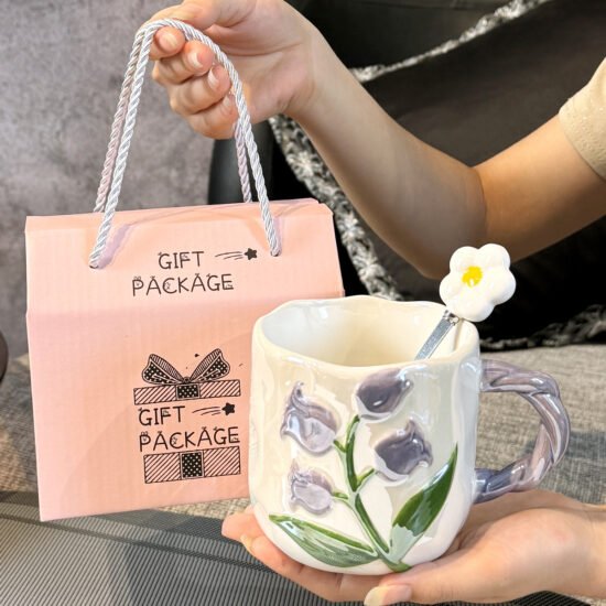 Tulip Design Ceramic Mug Gift Set for Festivals and Boutique Gifts